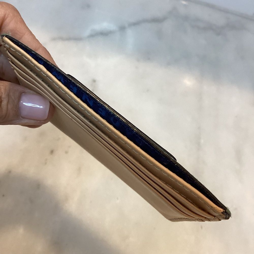 Kate Spade Wallet Leather Card Holder Wallet - Picture 8 of 8